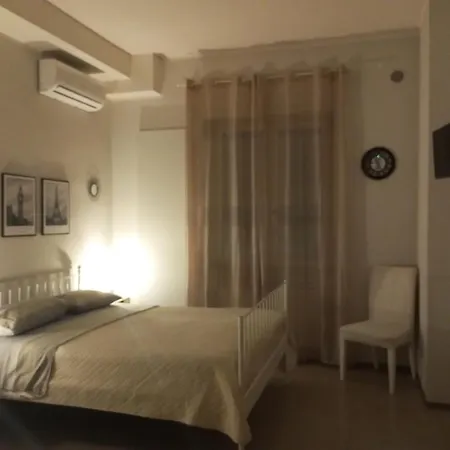 Holidaystudio In Centro Apartamento Salerno