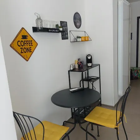 Holidaystudio In Centro Apartamento Salerno