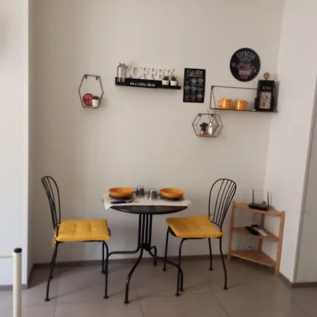 Holidaystudio In Centro Salerno